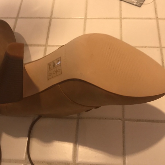 Bootie shoes - Picture 3 of 3